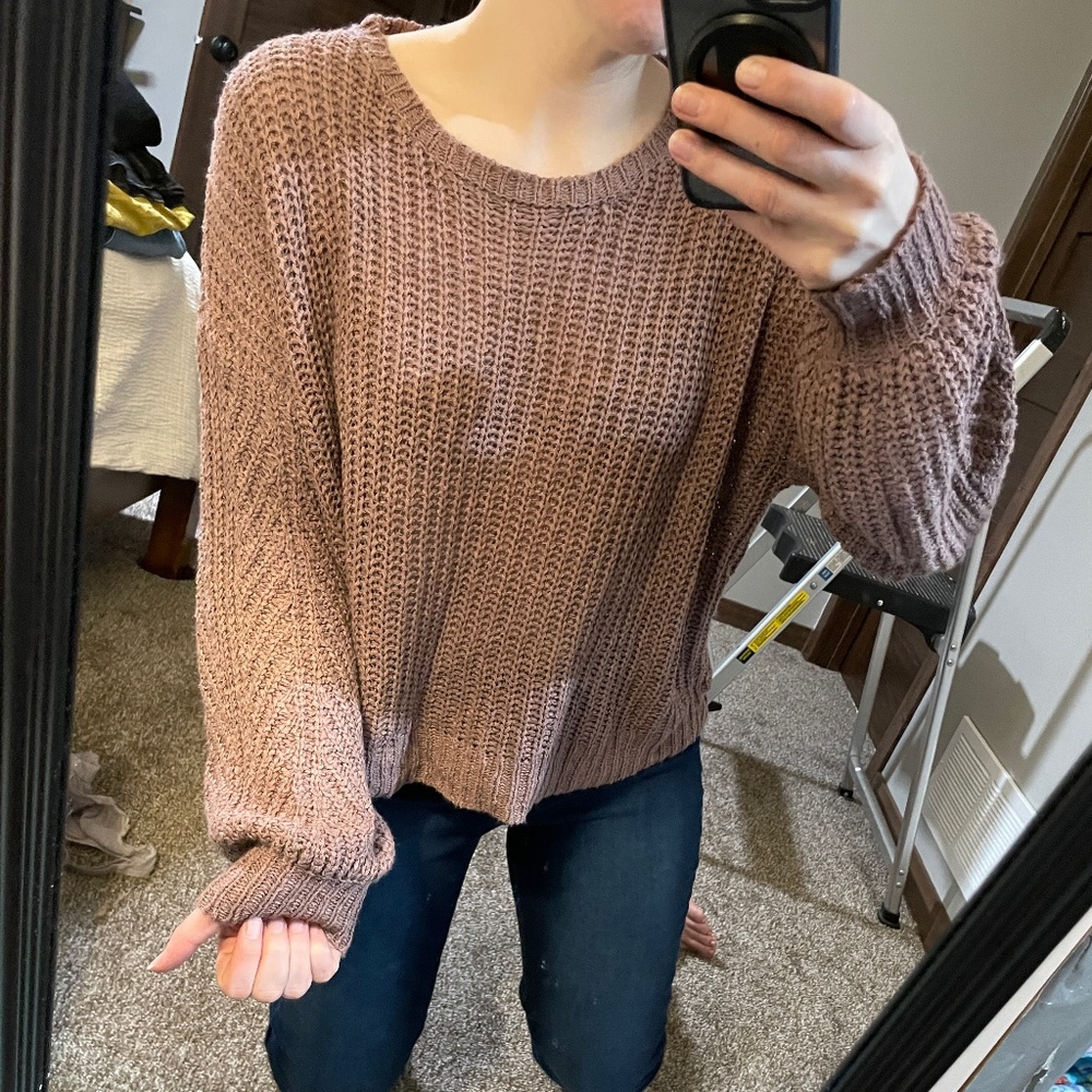She and Sky Boutique Cropped Sweater